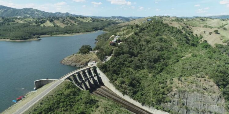 EGEHID agota plazos legales para iniciar construcción de carreteras en Tavera