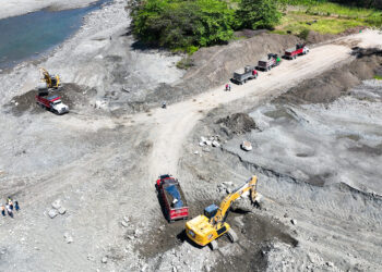 Gobierno inicia dragado en contraembalse Las Barías; permitirá medir la rentabilidad de extraer sedimentos en las presas