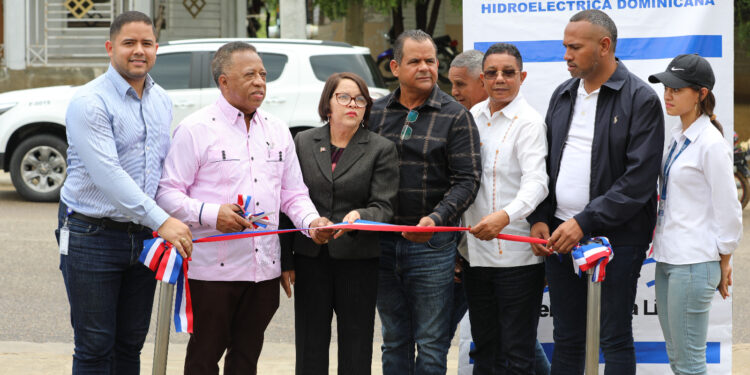 EGEHID entrega obras de impacto social en Santiago Rodríguez.