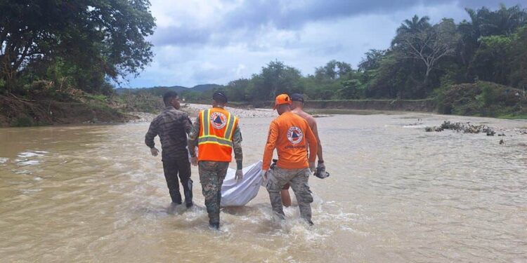 Recuperan cuerpos sin vida de un niño y un hombre desaparecidos tras inundaciones