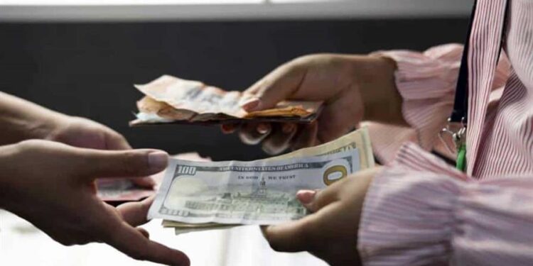 El dólar se sitúa en RD$59.86 y el Gobierno destaca la estabilidad cambiaria