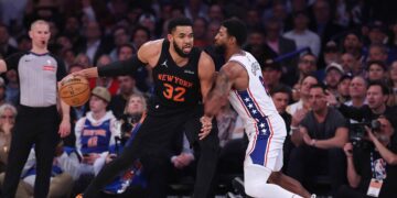 Los Knicks se adelantan 2-0 ante unos Sixers sin Embiid