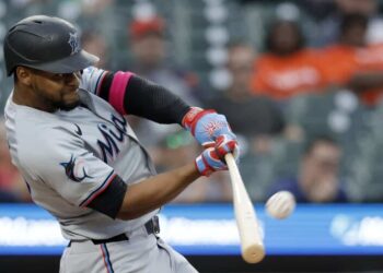 Otto López, el viaje de Montreal a Villa Mella para establecerse en la MLB